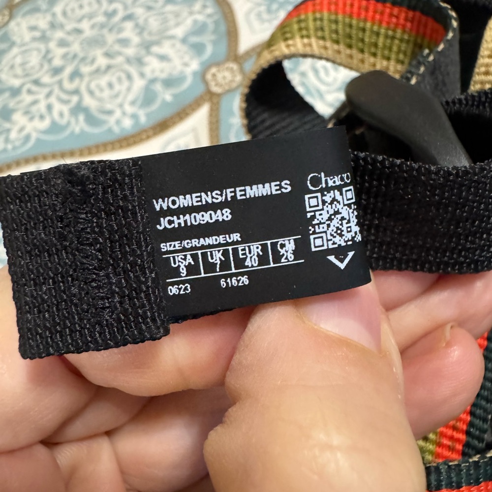 Chaco women’s Sandals - Black with Multicolor Straps - Picture 5 of 5